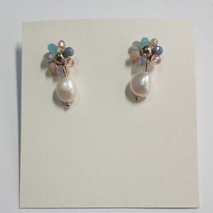 Elegant Pearl Flower Earrings